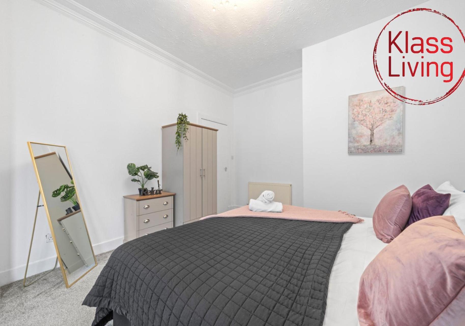 Bute Apartment By Klass Living Coatbridge Esterno foto